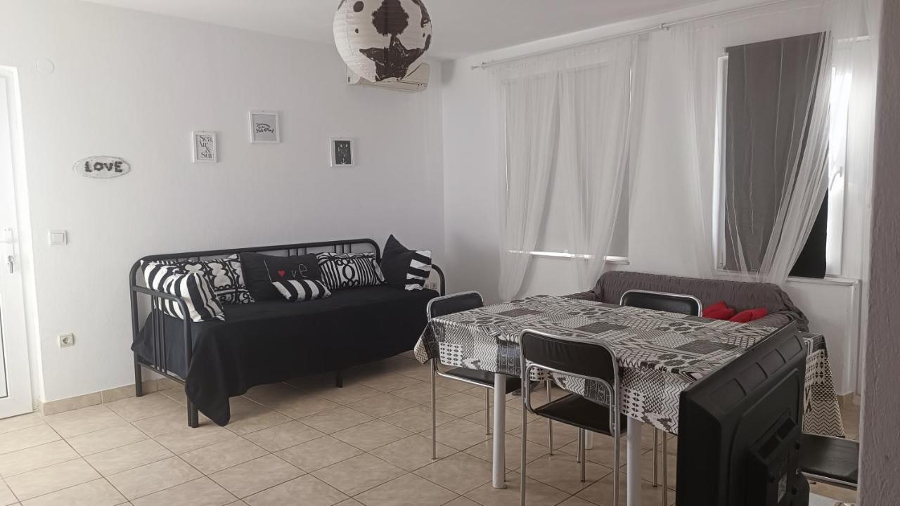 Apartments Niko Trogir Zewnętrze zdjęcie